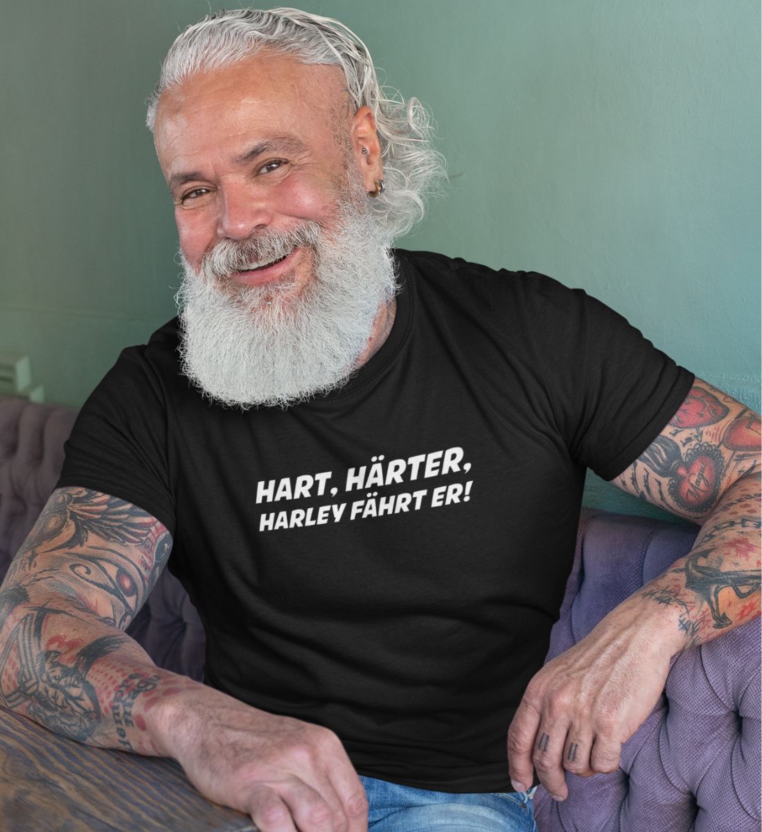 Hart,Härter,Harley fährt er - Herren T-Shirt