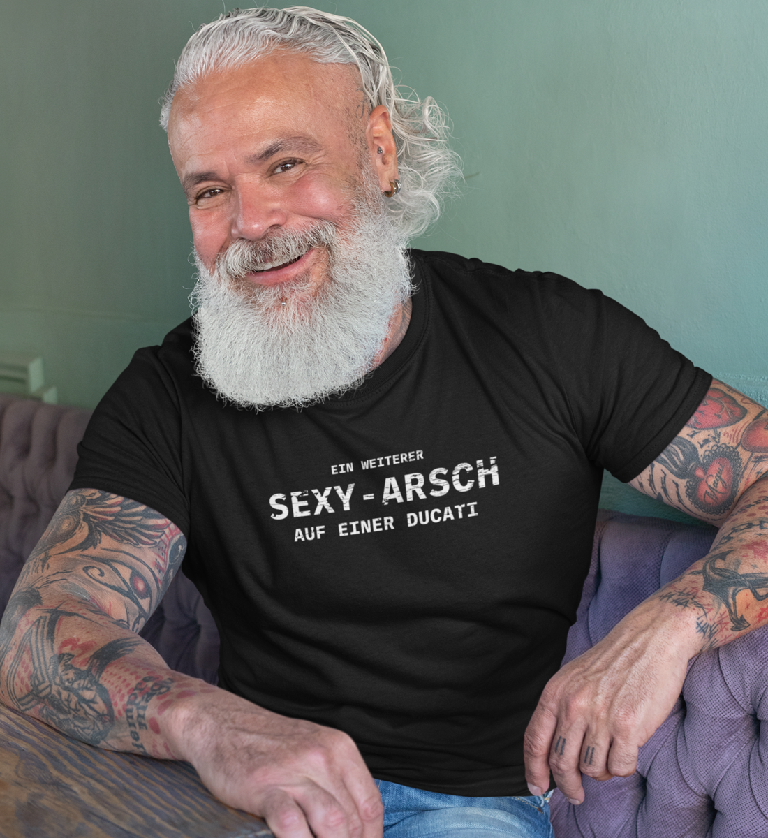 Sexy-Arsch auf einer Ducati - Herren T-Shirt