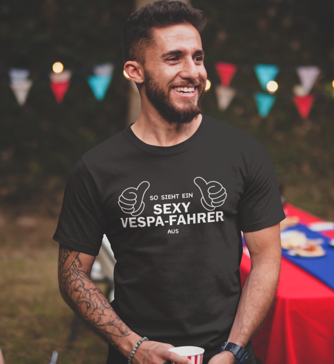 Sexy Vespa-Fahrer - Herren T-Shirt